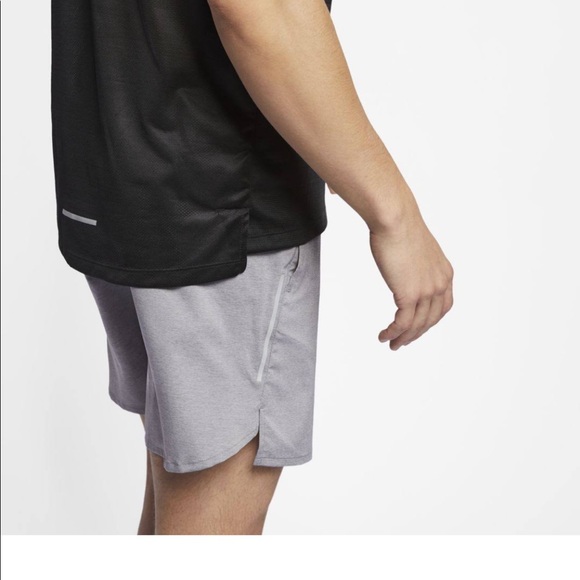 Nike Men's Miler Dri-Fit Tank Top - Black - Picture 7 of 9